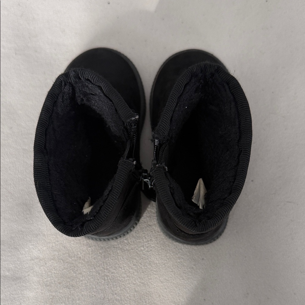 Cat & Jack Kids Black Winter Boots - Picture 4 of 7